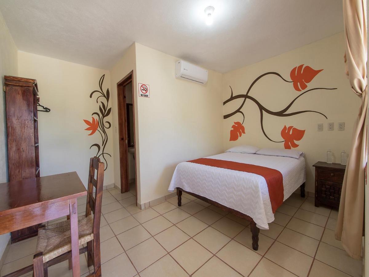 Hotel Y Restaurante Villas Del Sol Jalpan de Serra Esterno foto